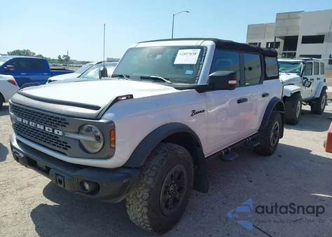 2022 Ford Bronco Badlands z USA, uszkodzony, nr VIN 1FMEE5DP2NLA89728